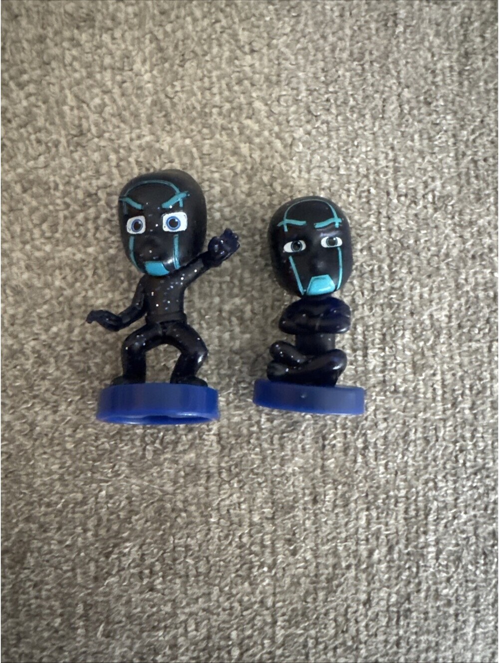 2 Miniature PJ MASKS NIGHT NIJA Action Figures
